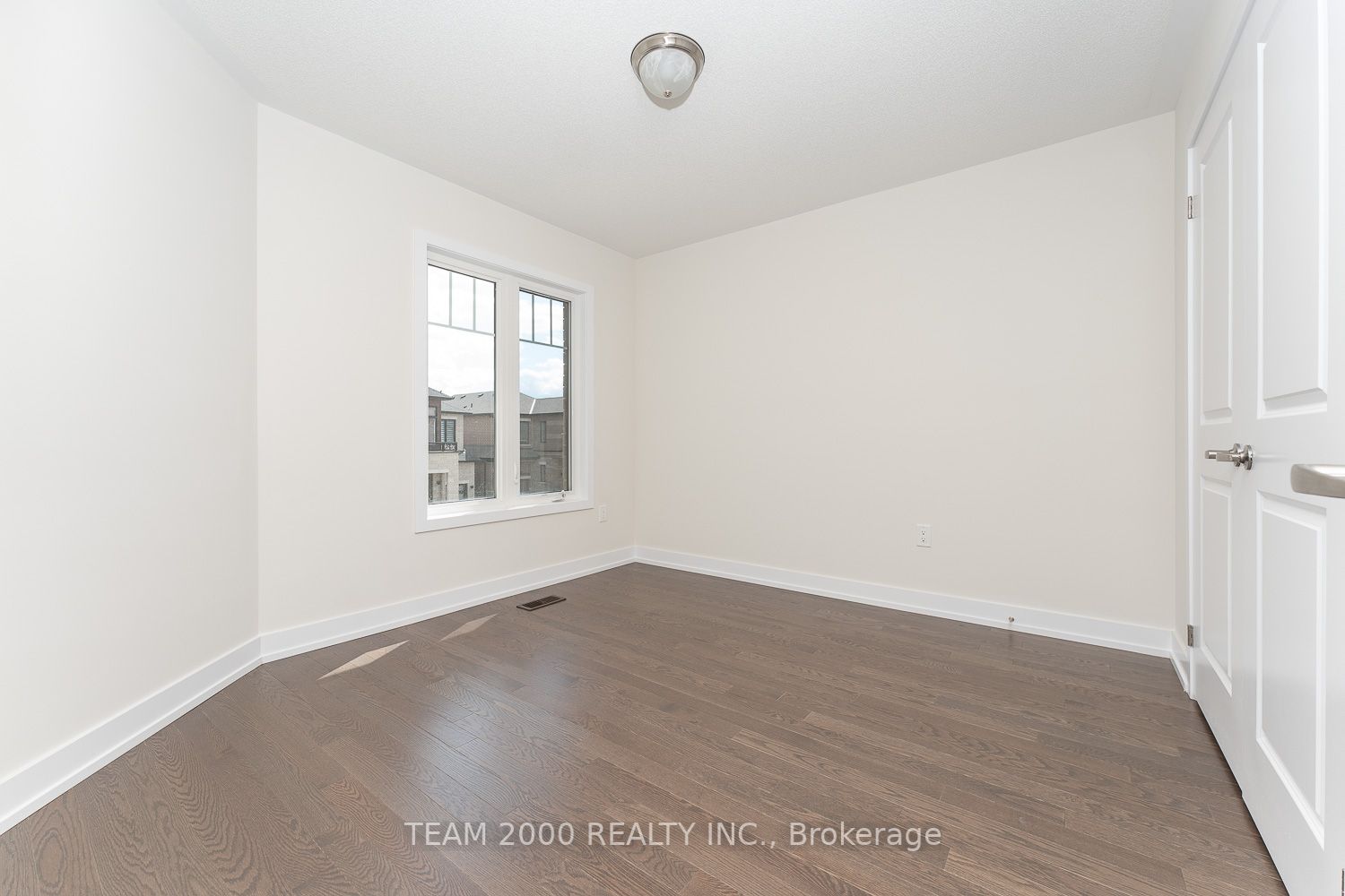 609 LeatherLeaf Landing