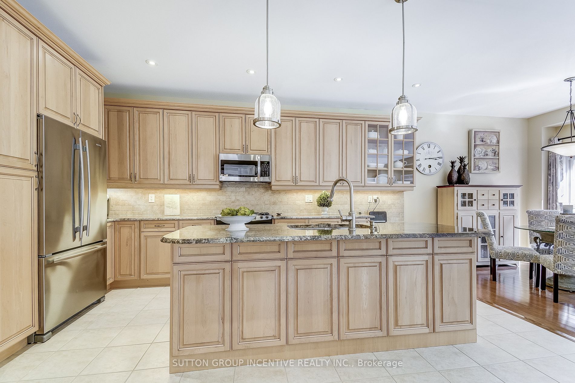 3116 Cardross Crt