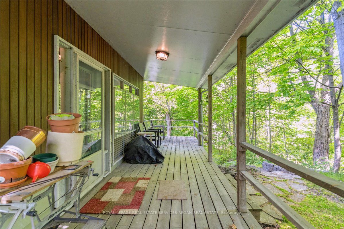 757 Meadow Wood Rd