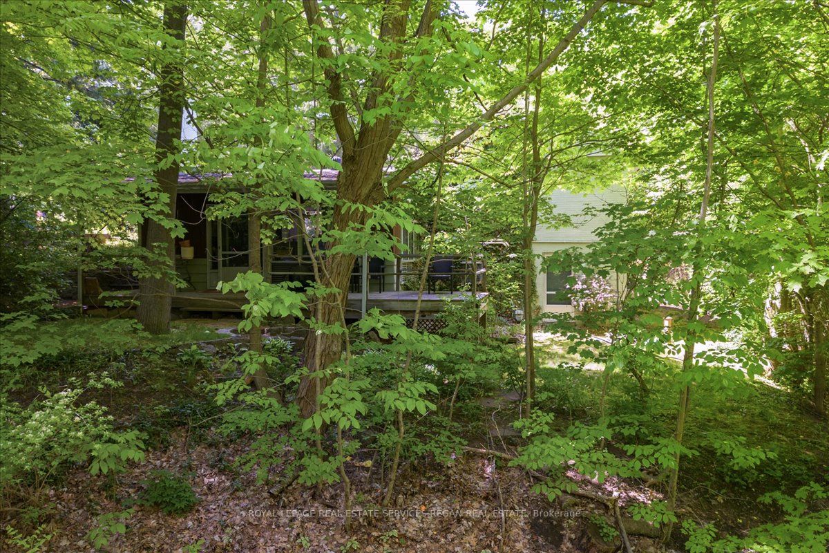 757 Meadow Wood Rd