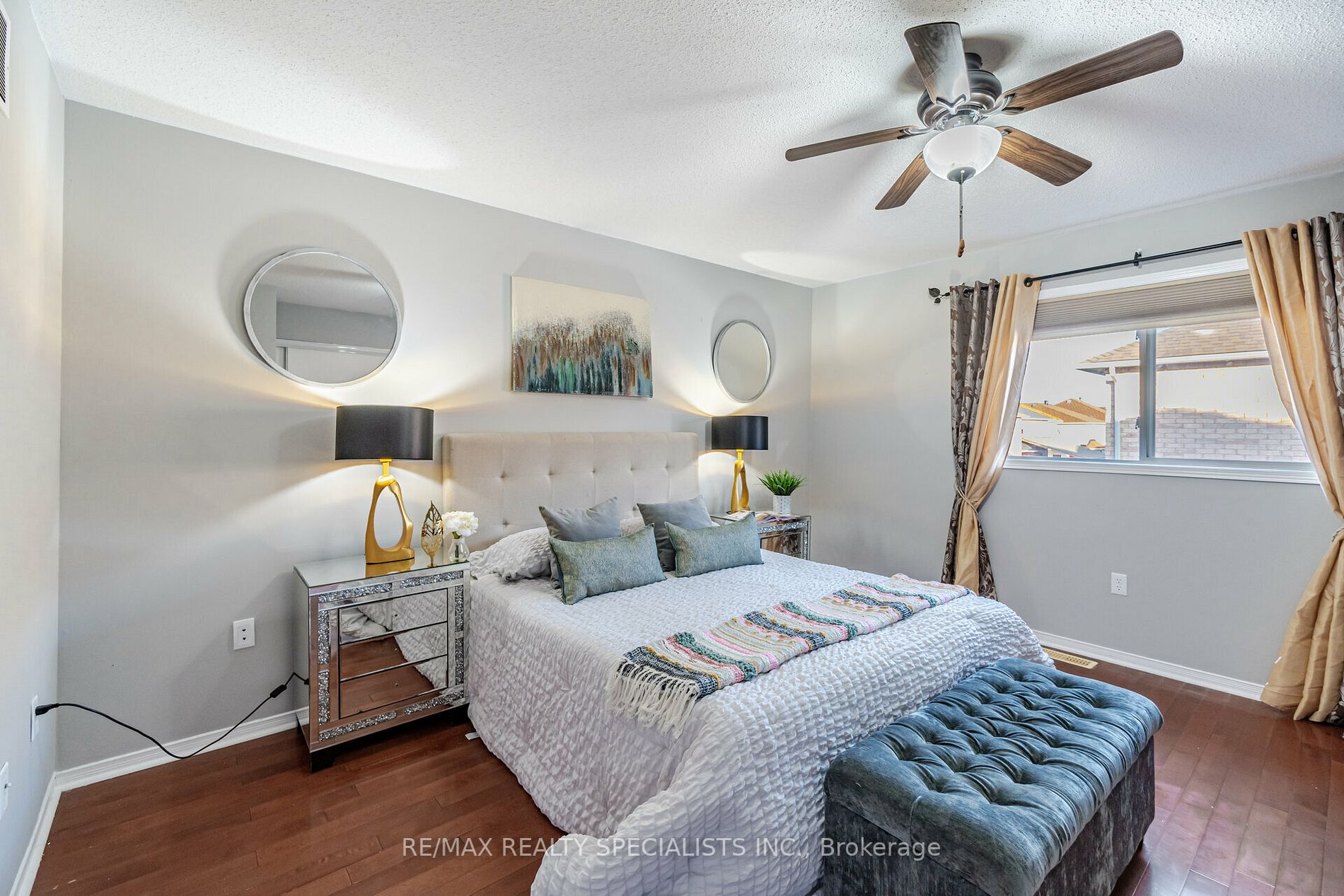 27 Oakmeadow Dr