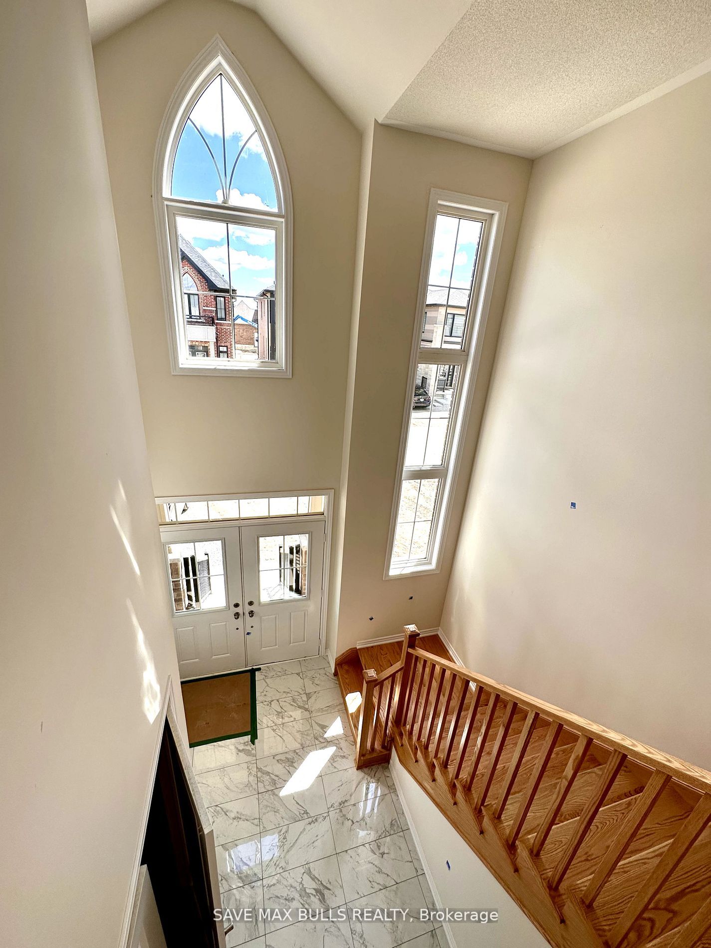 605 Leatherleaf Landing