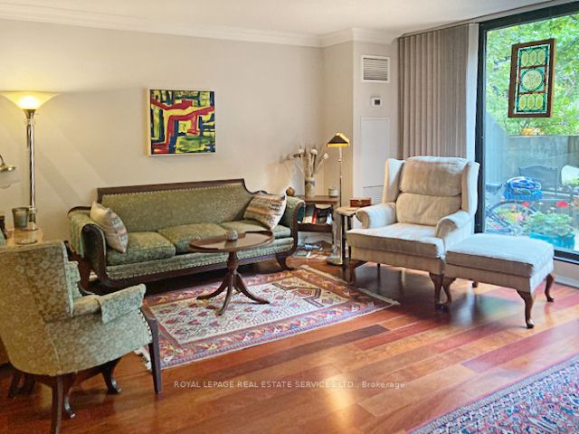 100 Quebec Ave, #112