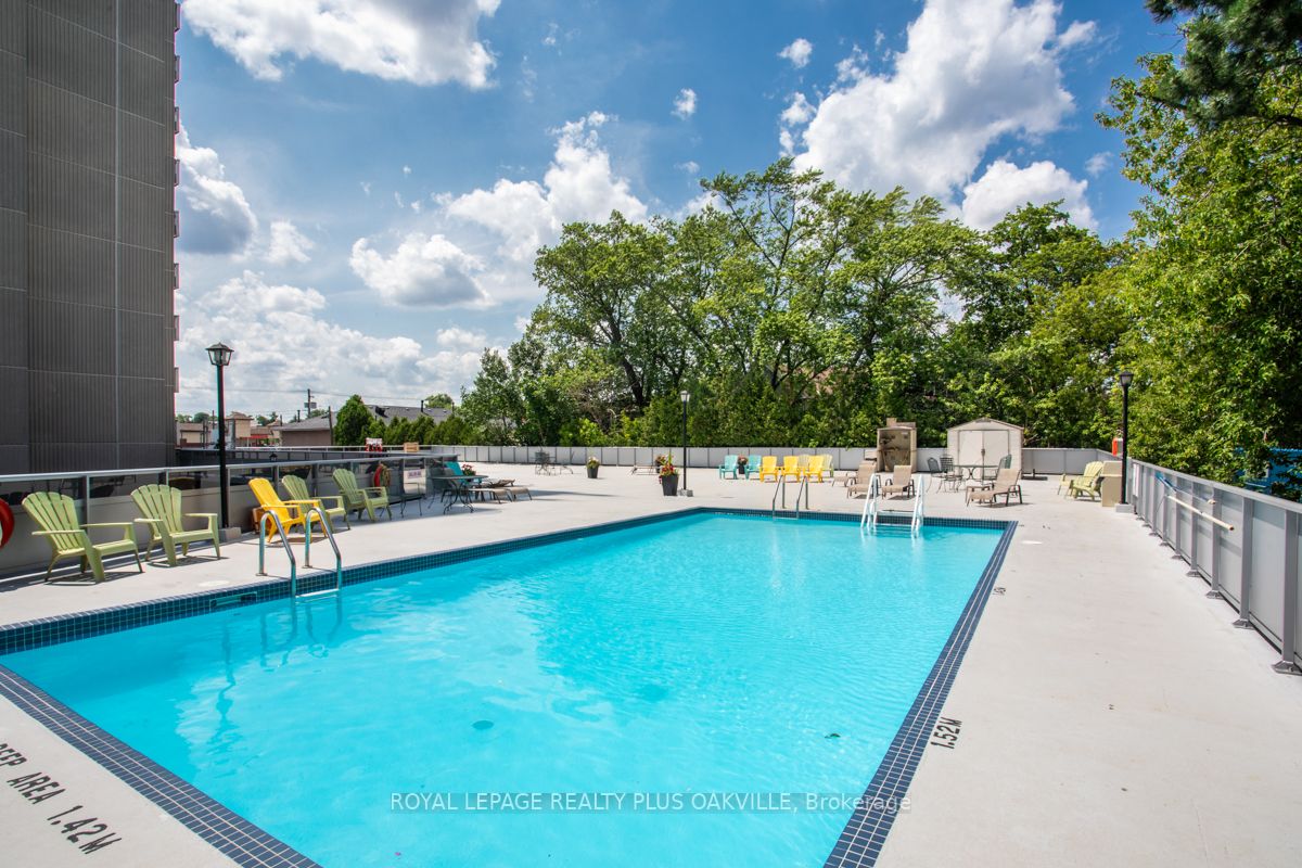 2263 Marine Dr, #1206
