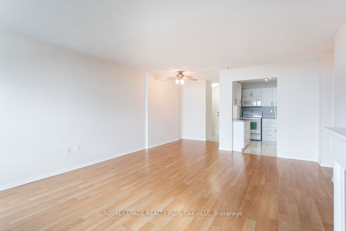 2263 Marine Dr, #1206
