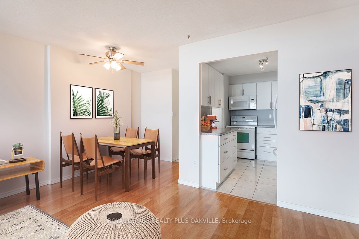 2263 Marine Dr, #1206