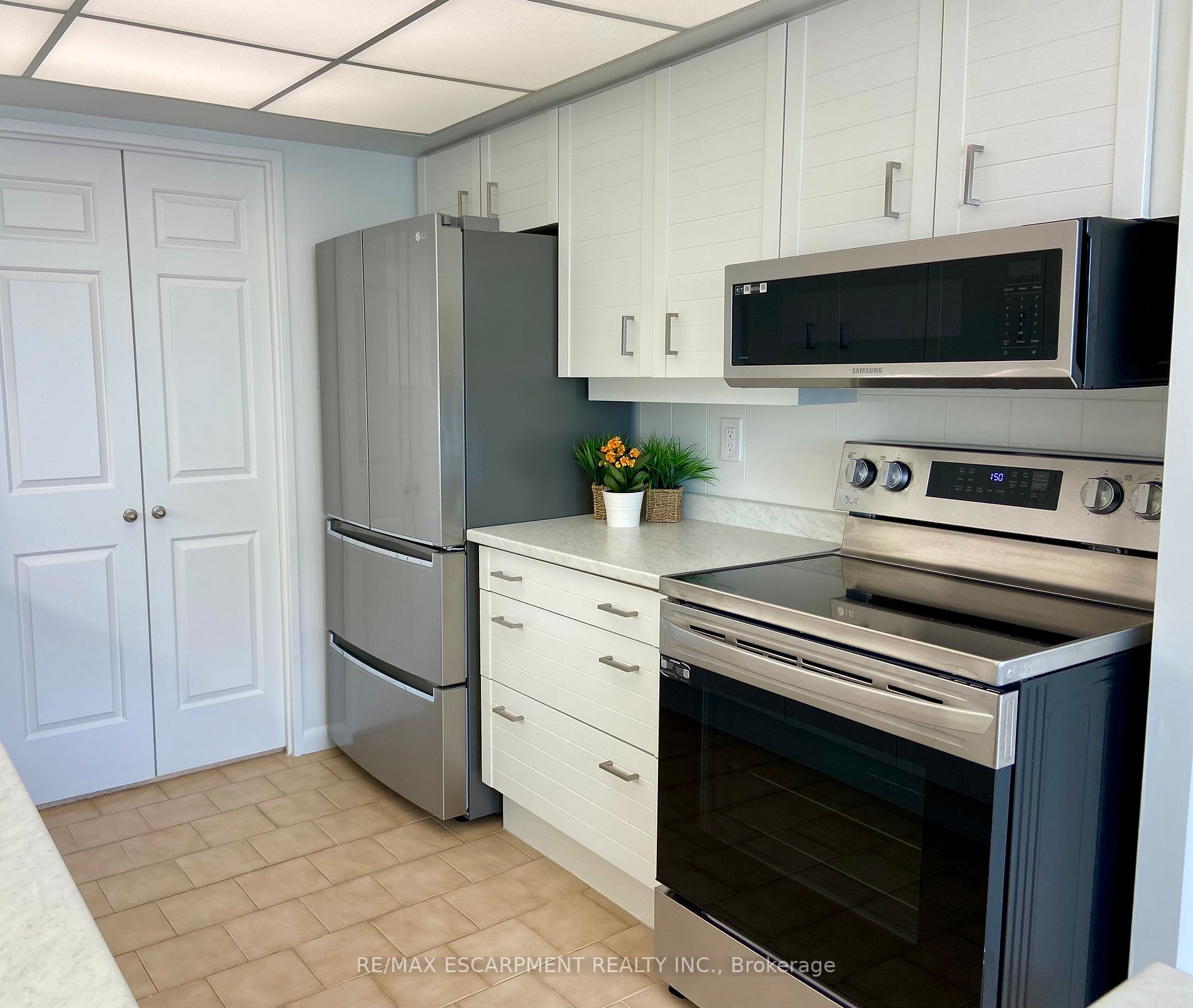2170 Marine Drive, #1102
