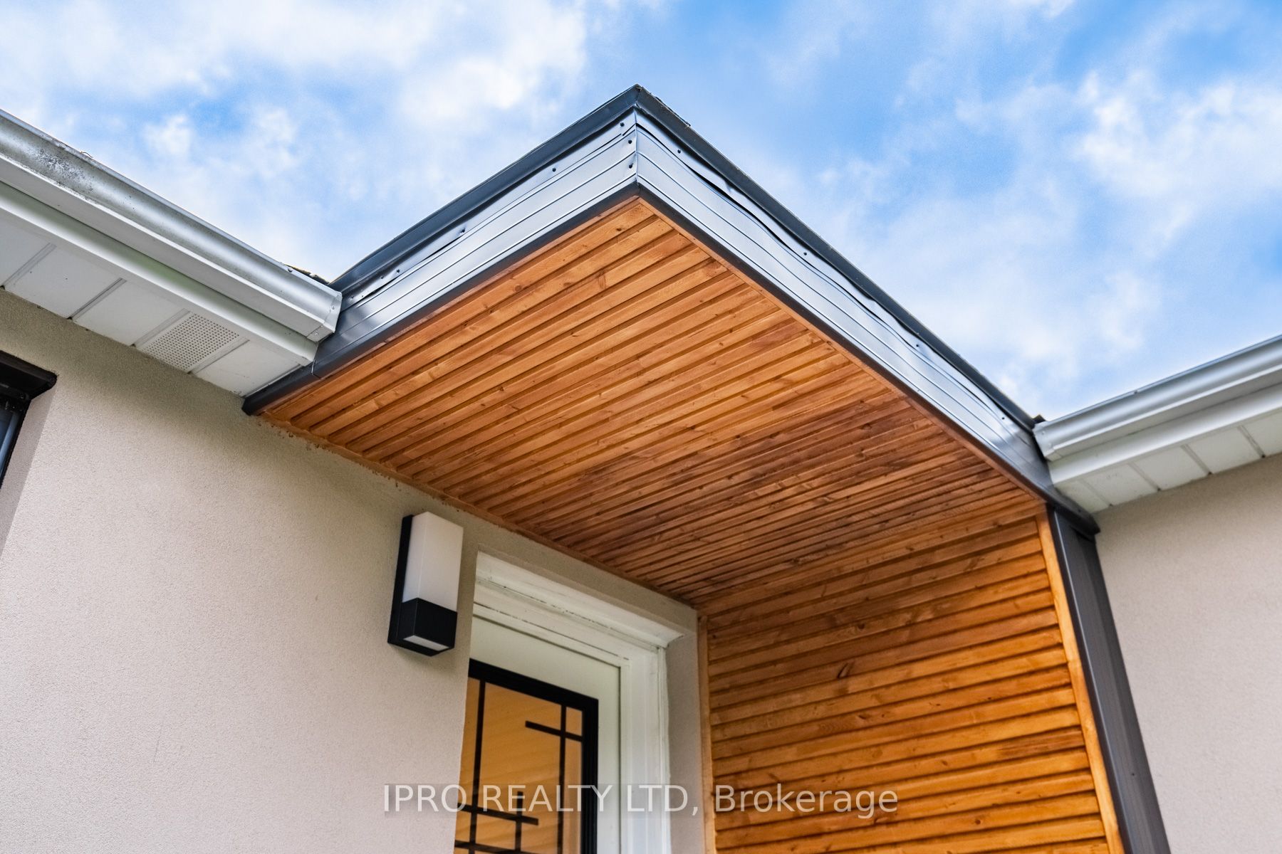 208 Glen Oak Dr
