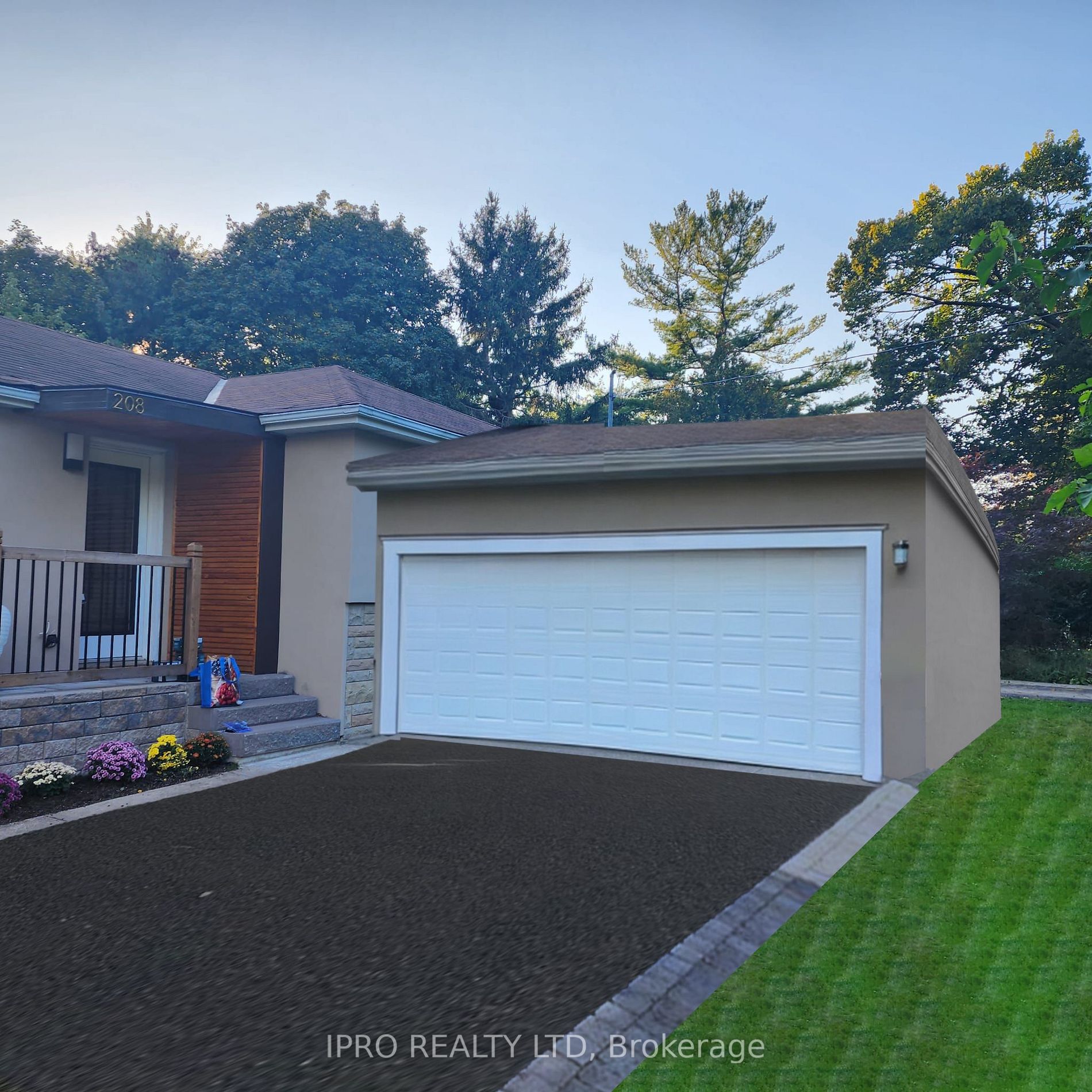 208 Glen Oak Dr