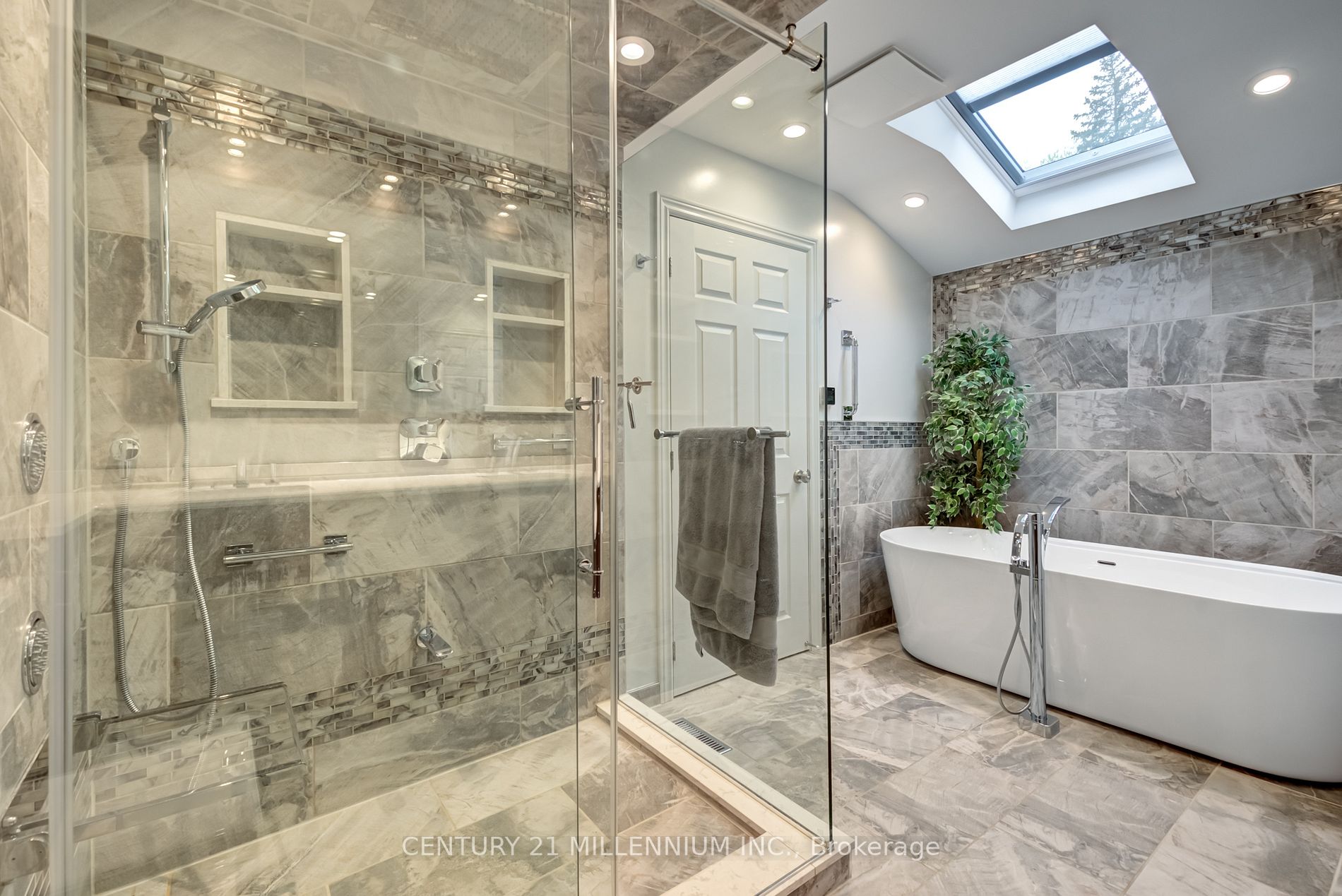 17 Ridgehill Drive