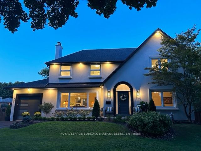 891 Kingsway Drive