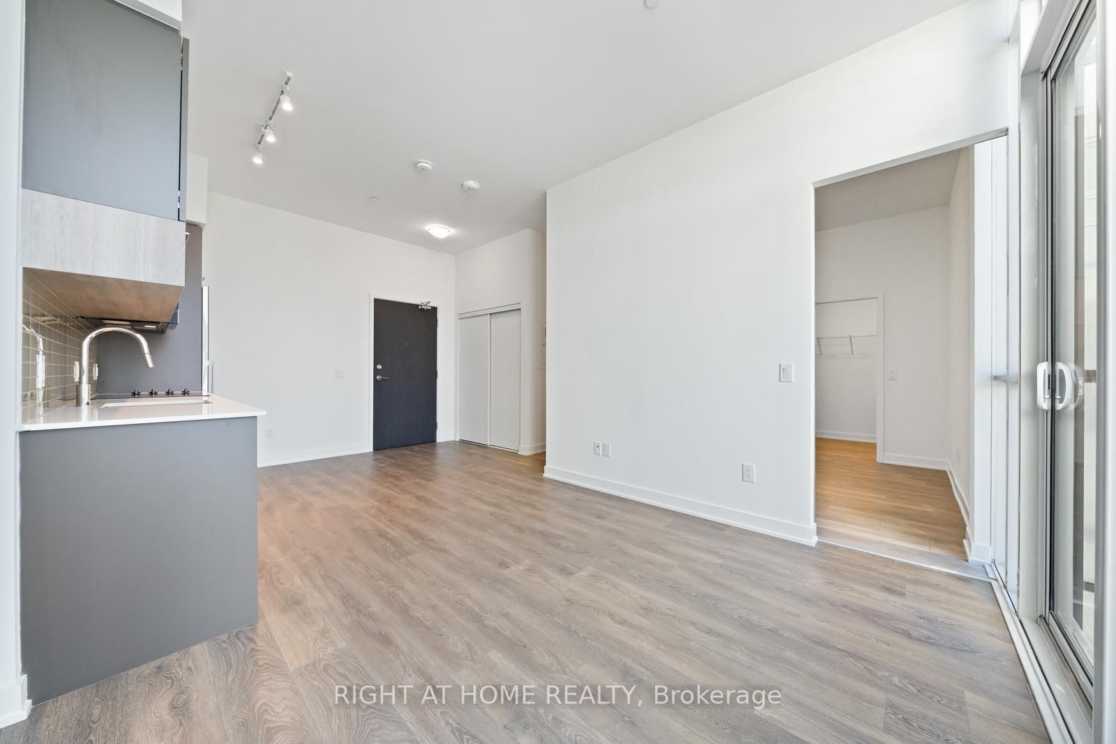 3005 Pine Glen Rd, #801