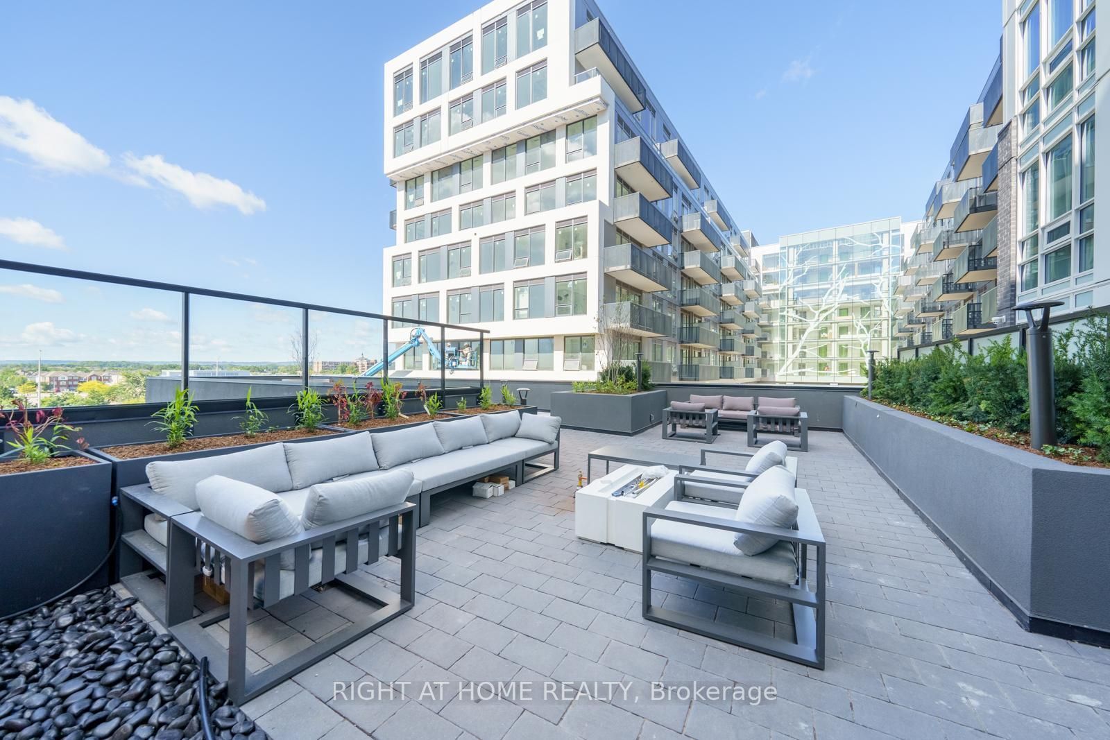 3005 Pine Glen Rd, #801