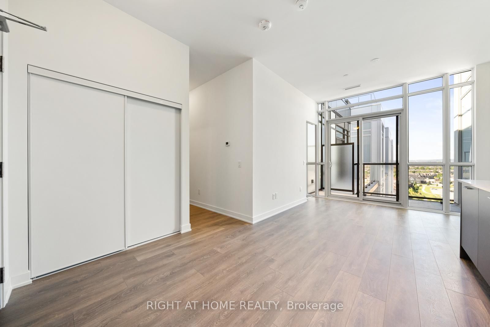 3005 Pine Glen Rd, #801