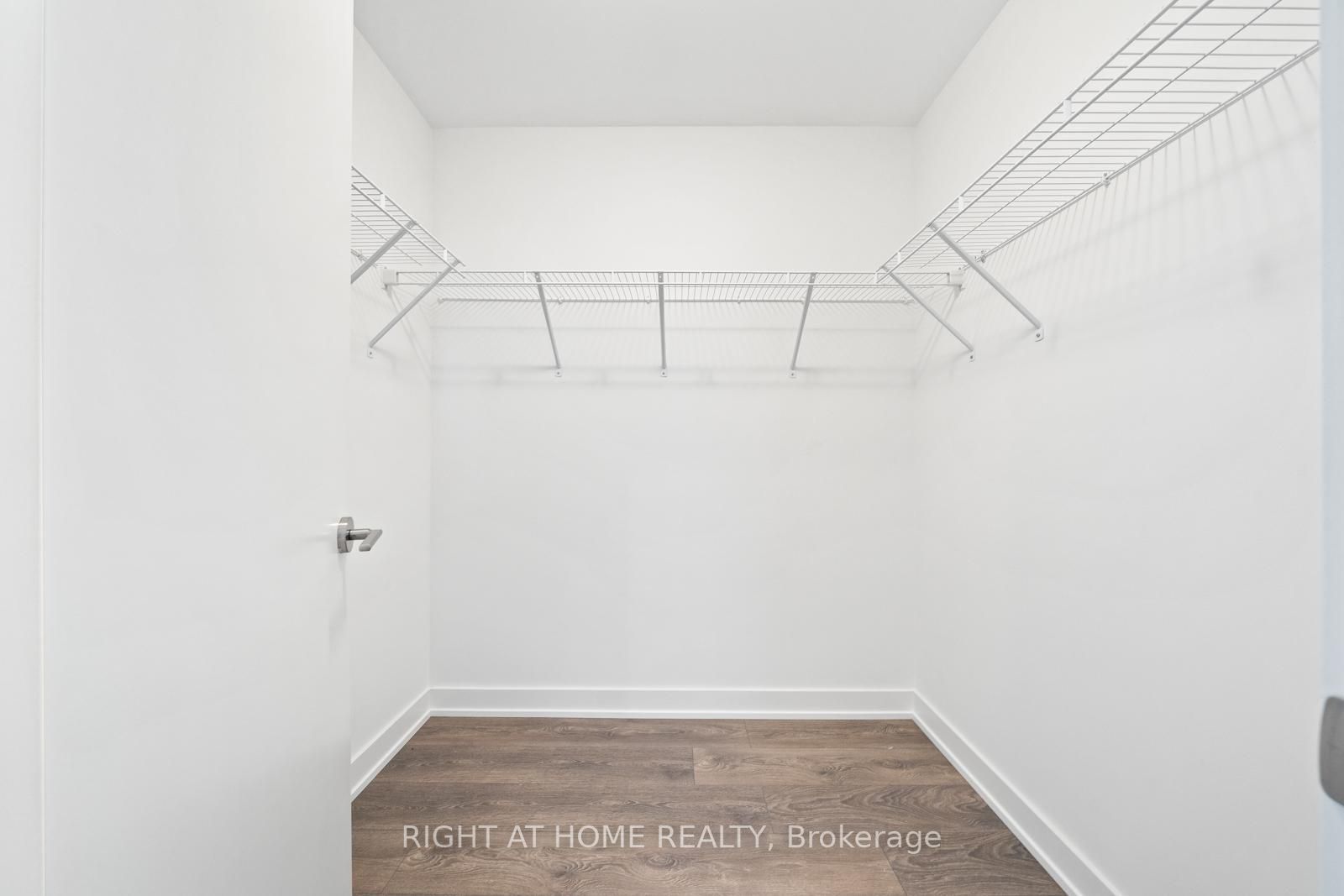 3005 Pine Glen Rd, #801