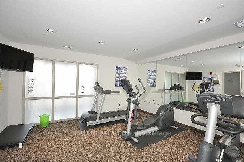 383 Main St E, #325