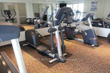 383 Main St E, #325