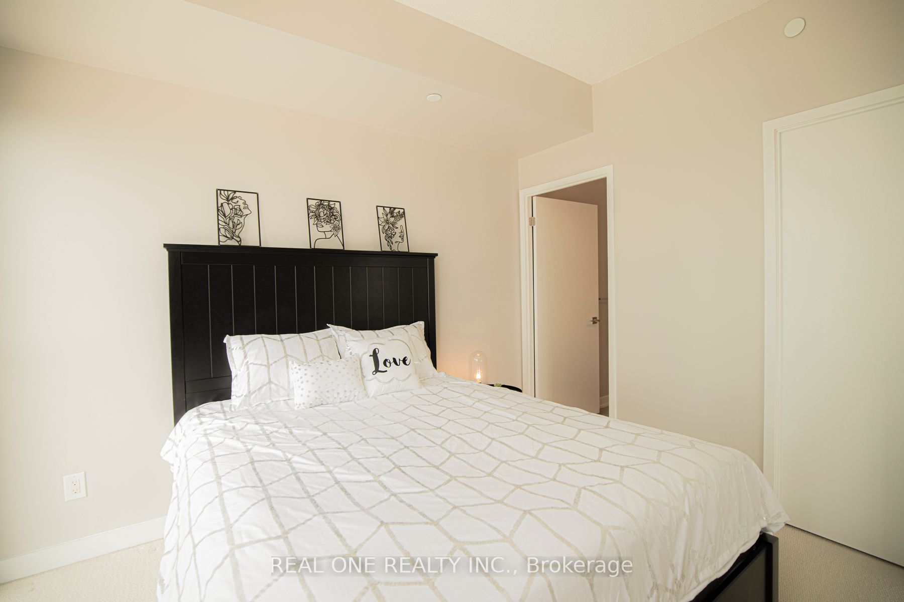 4011 Brickstone Mews, #1202