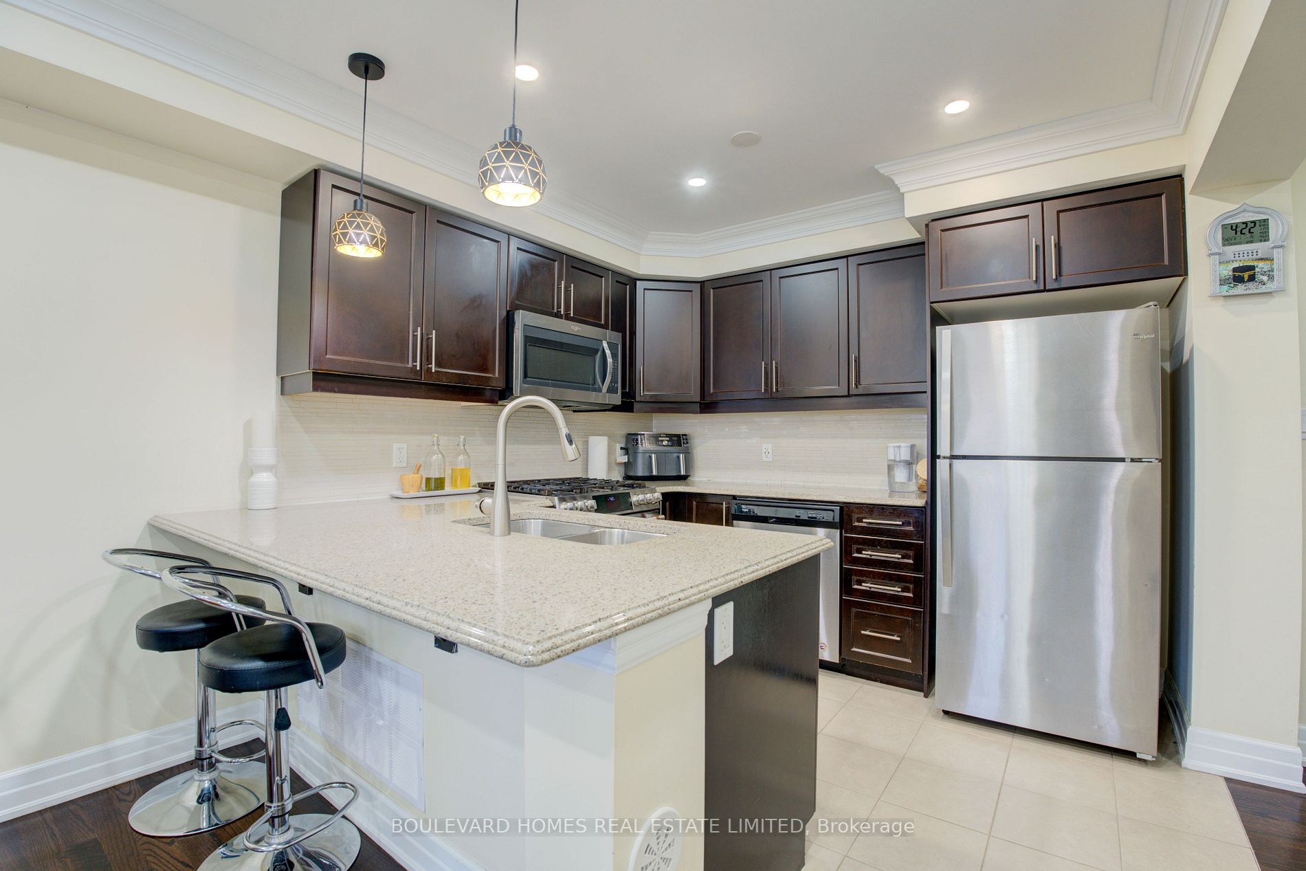 209 Lemieux Crt