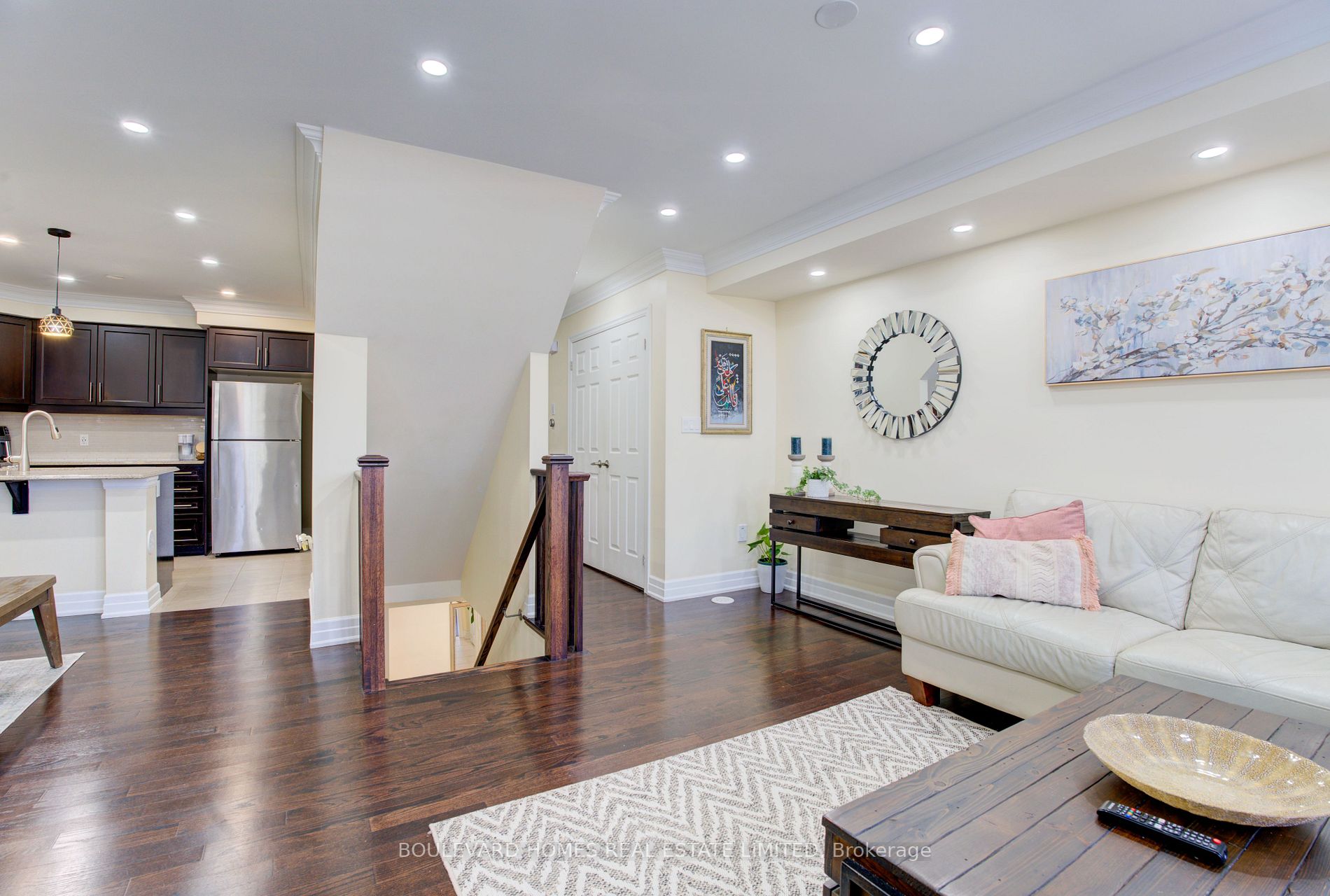 209 Lemieux Crt