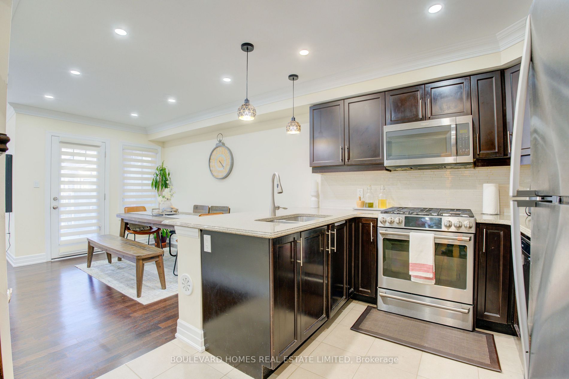 209 Lemieux Crt