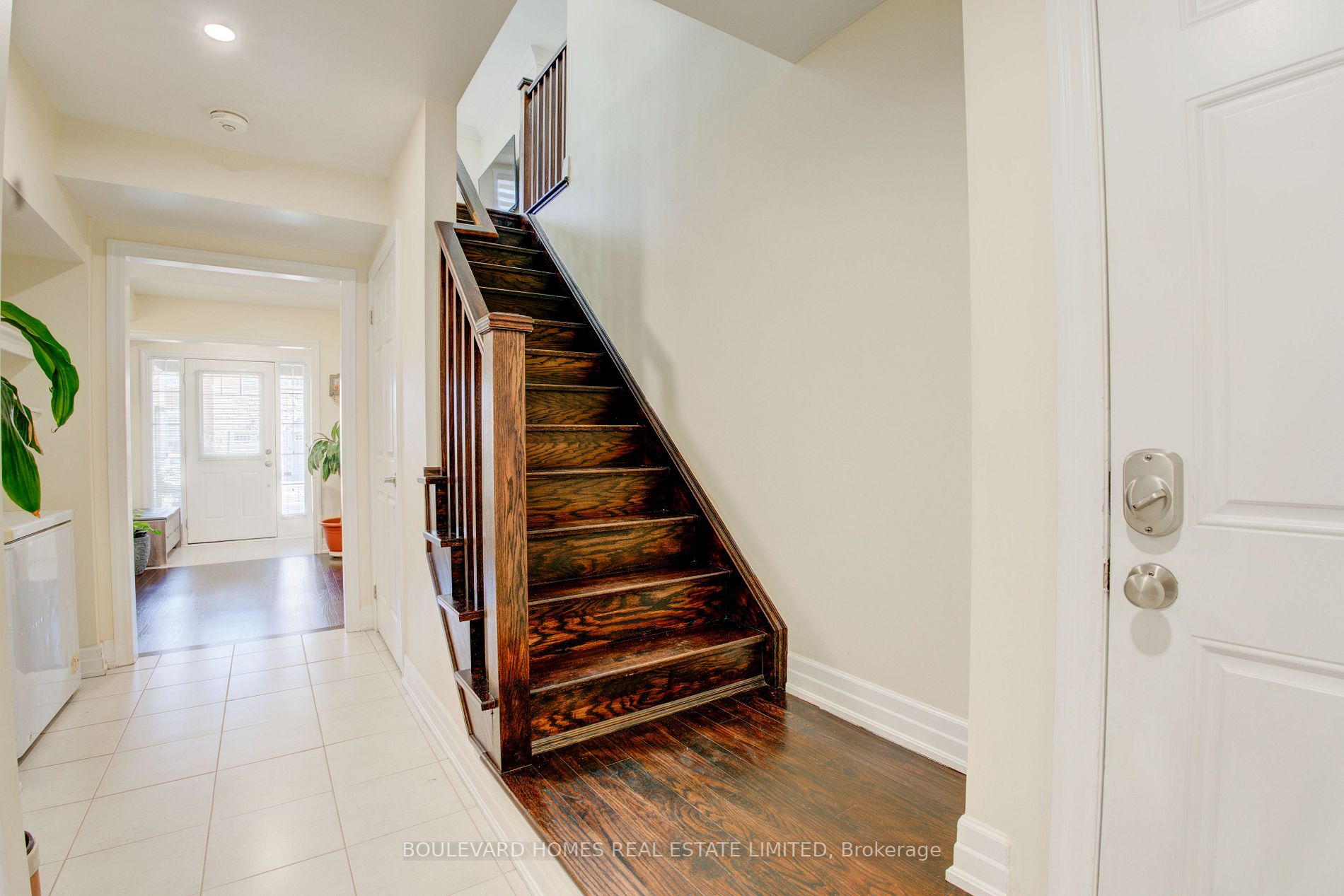 209 Lemieux Crt