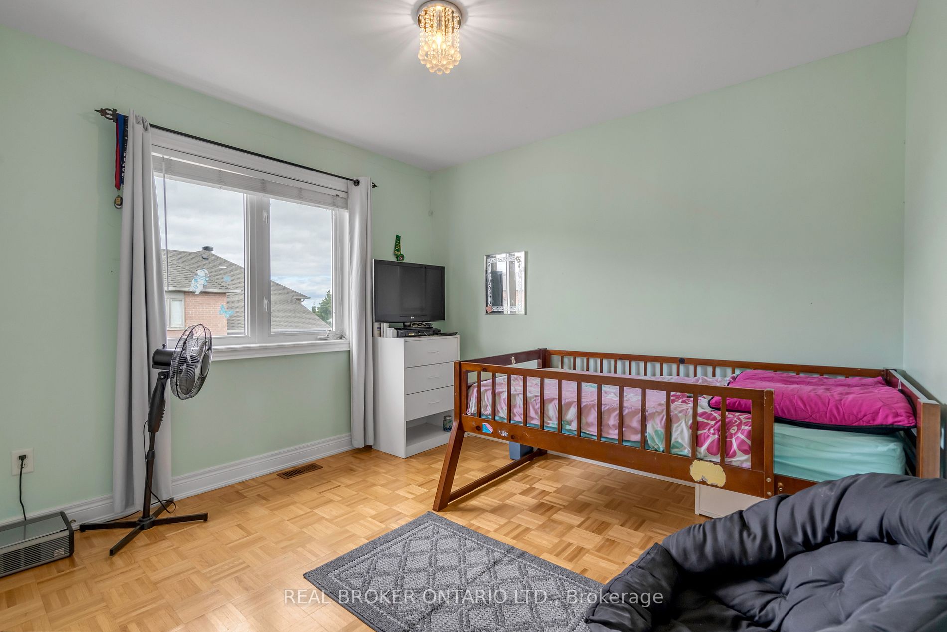 55 Darren Rd
