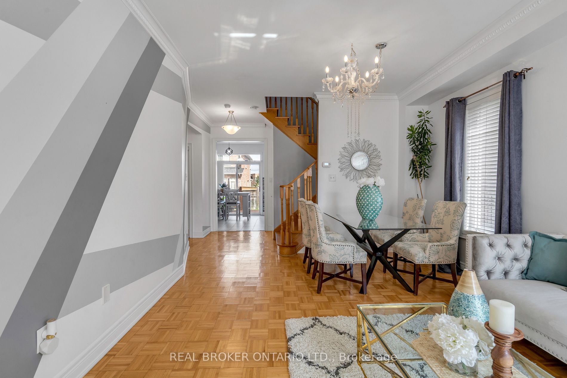 55 Darren Rd