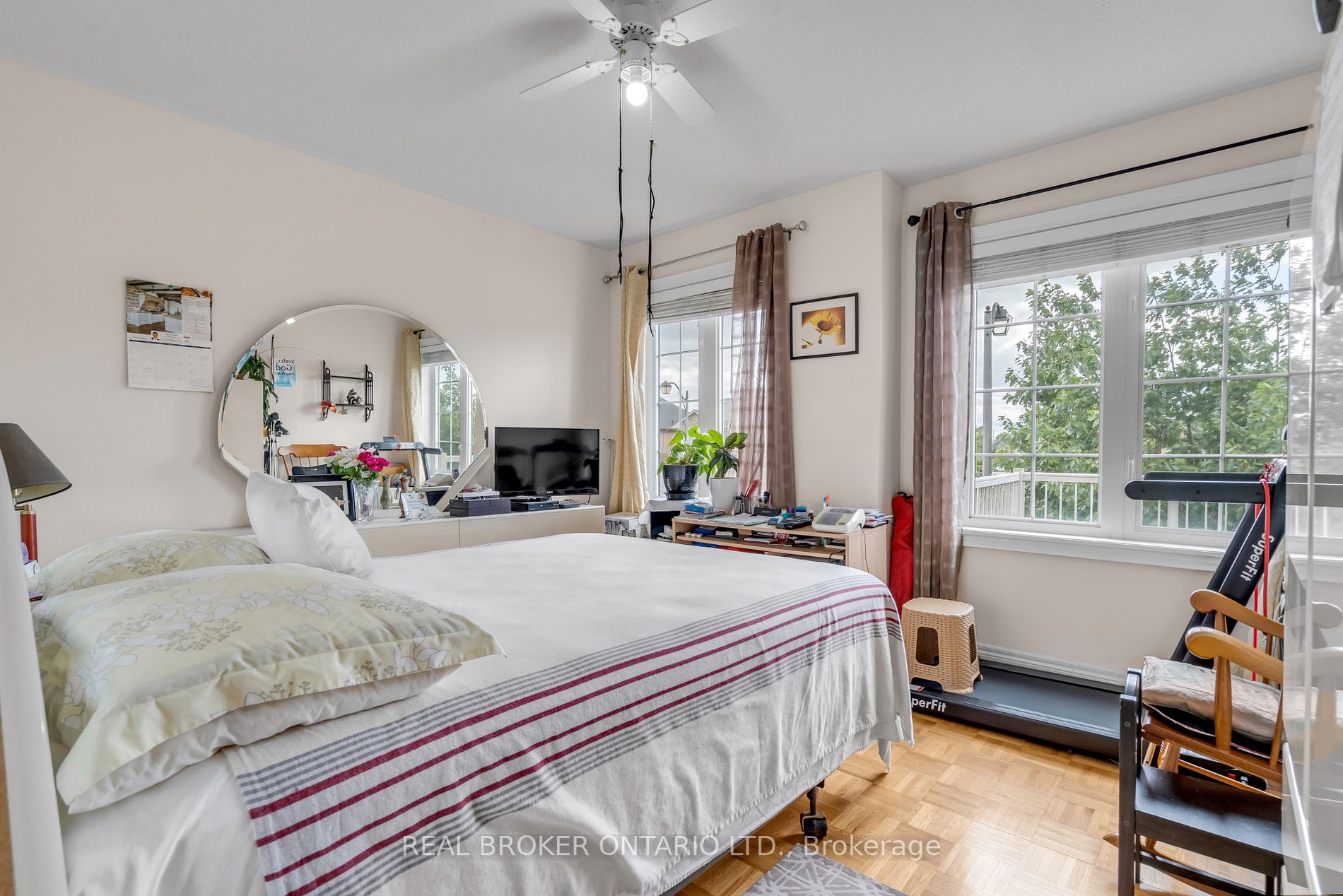 55 Darren Rd