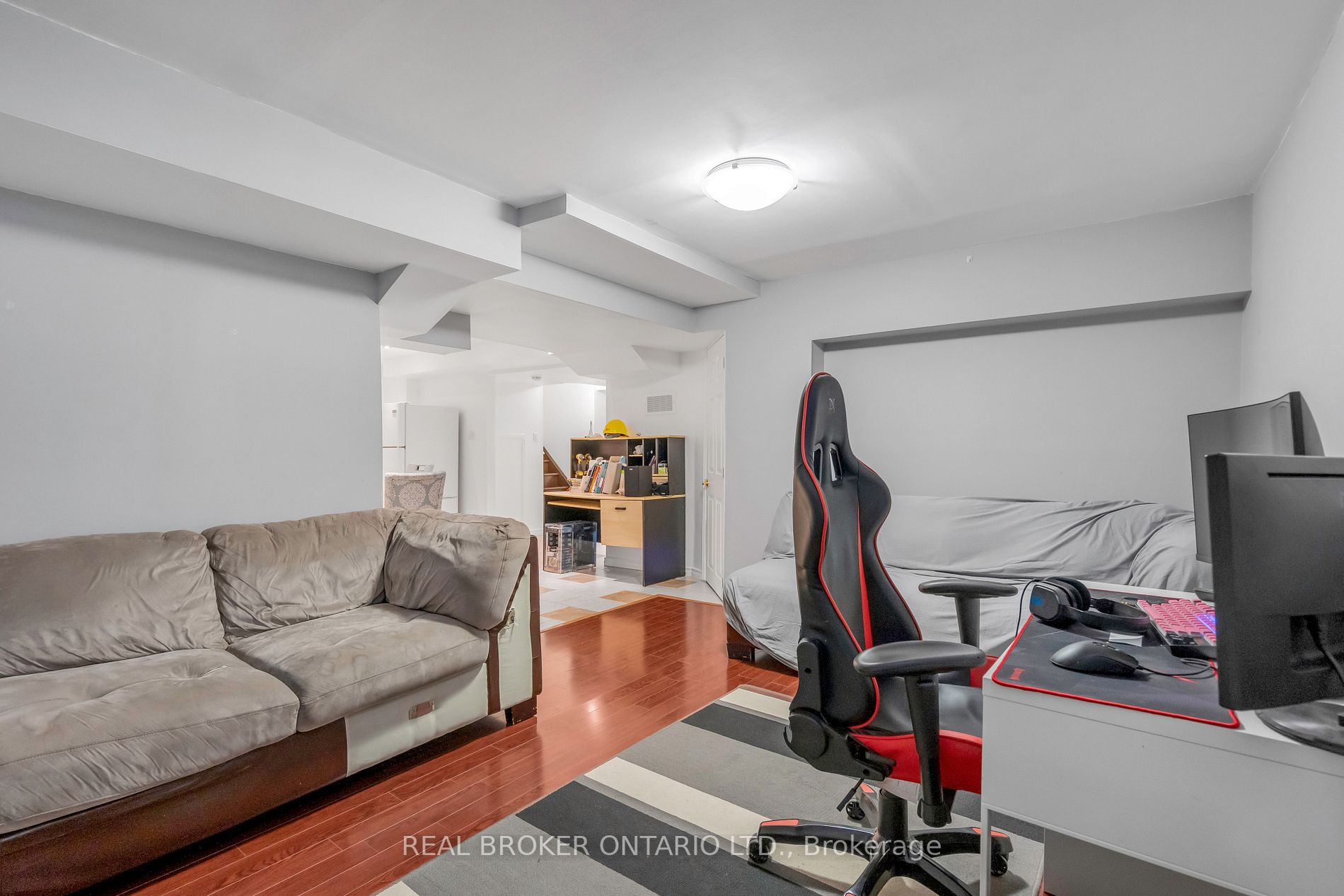 55 Darren Rd