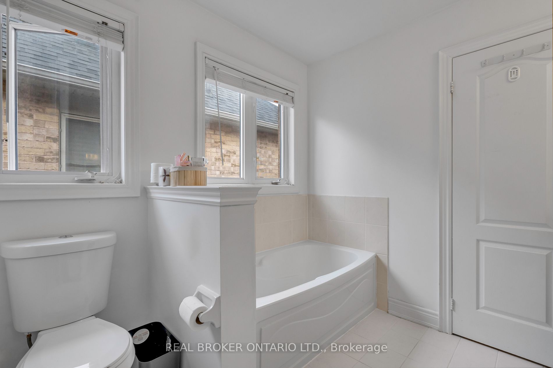 55 Darren Rd