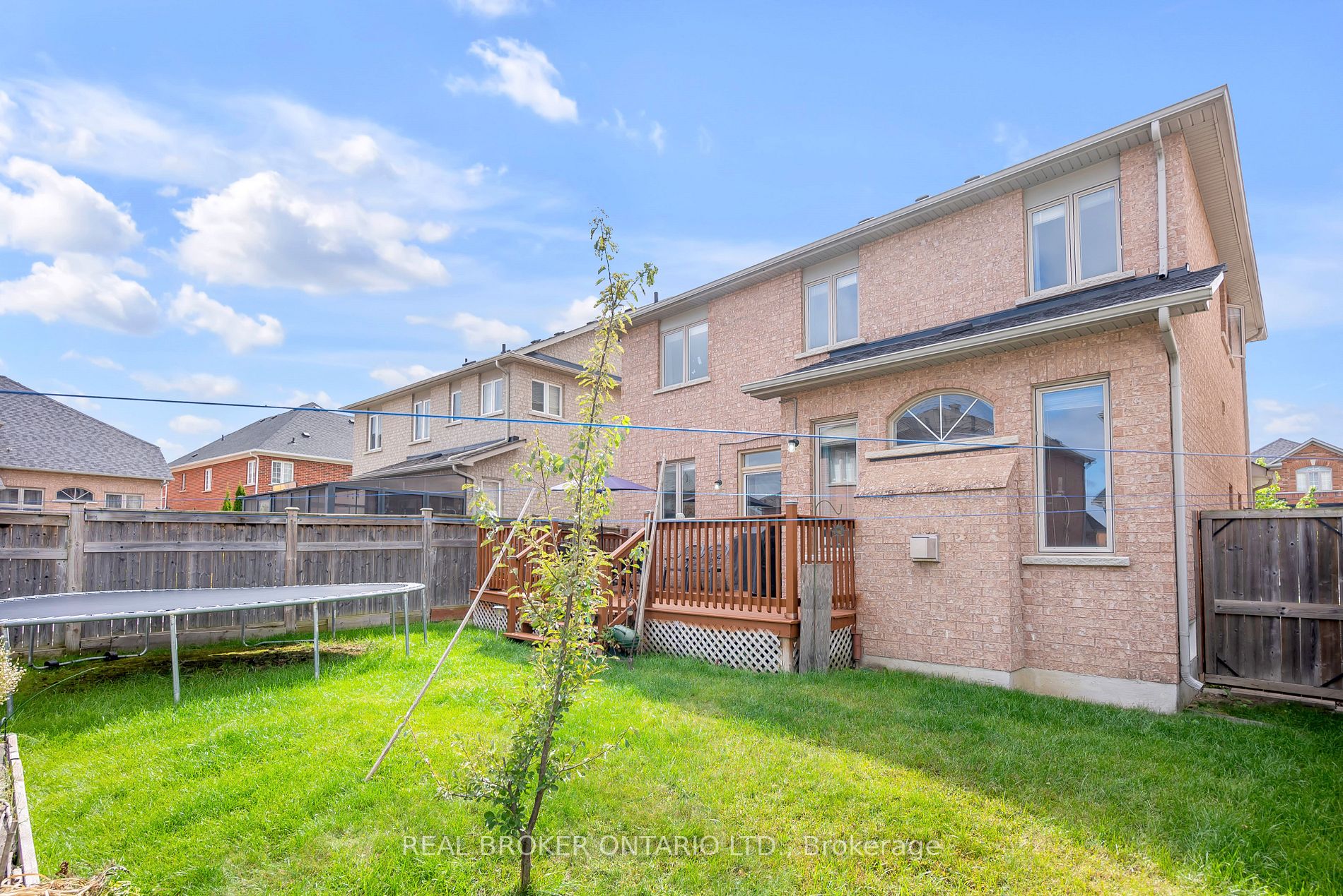55 Darren Rd