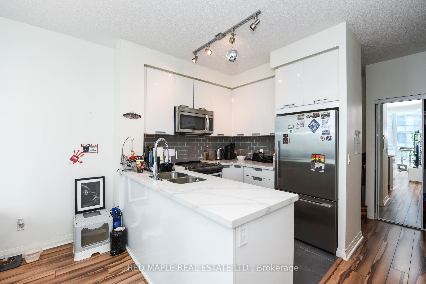 55 Eglinton Ave W, #2010