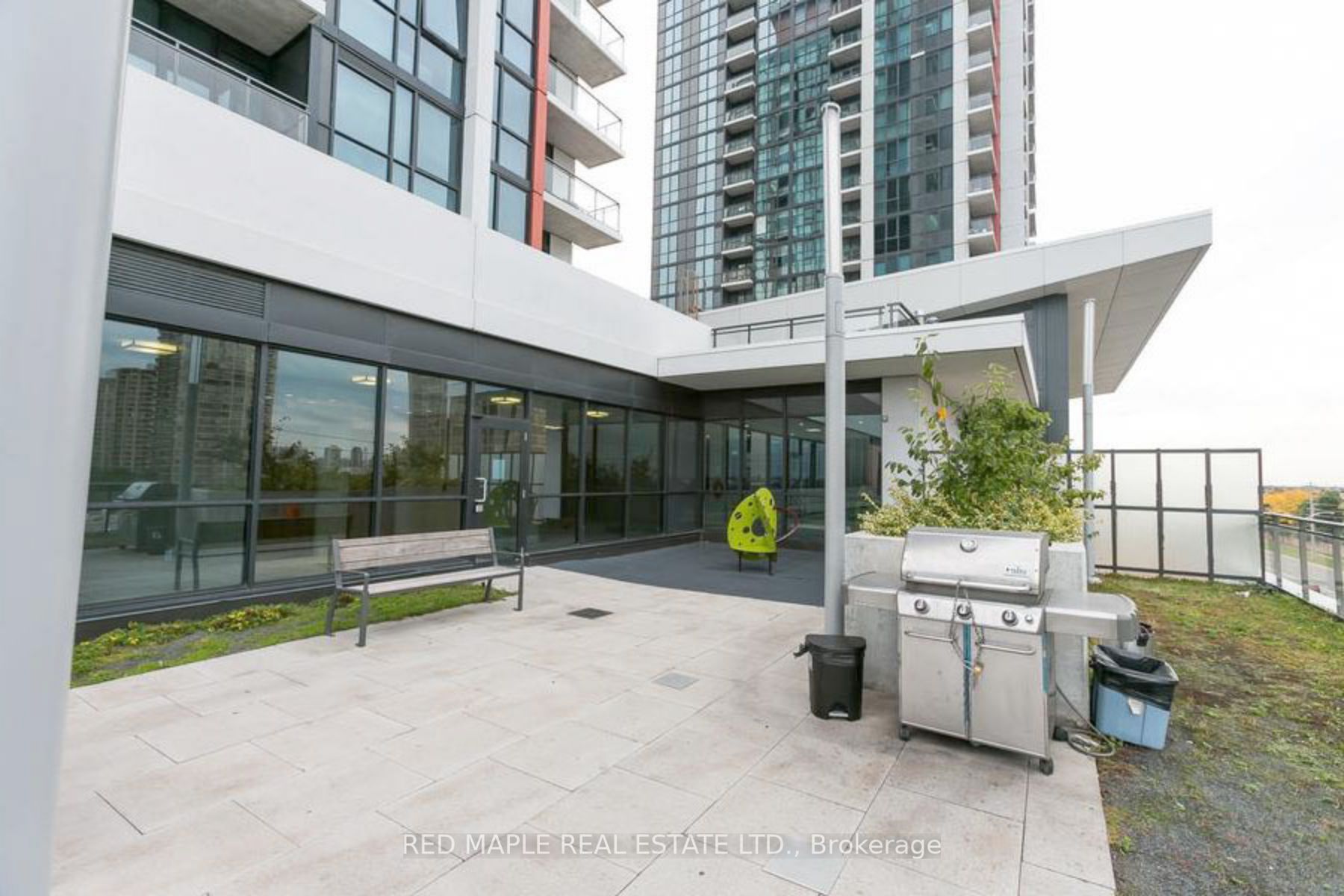 55 Eglinton Ave W, #2010