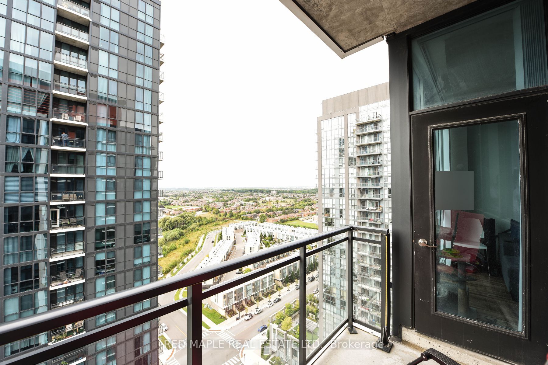 55 Eglinton Ave W, #2010