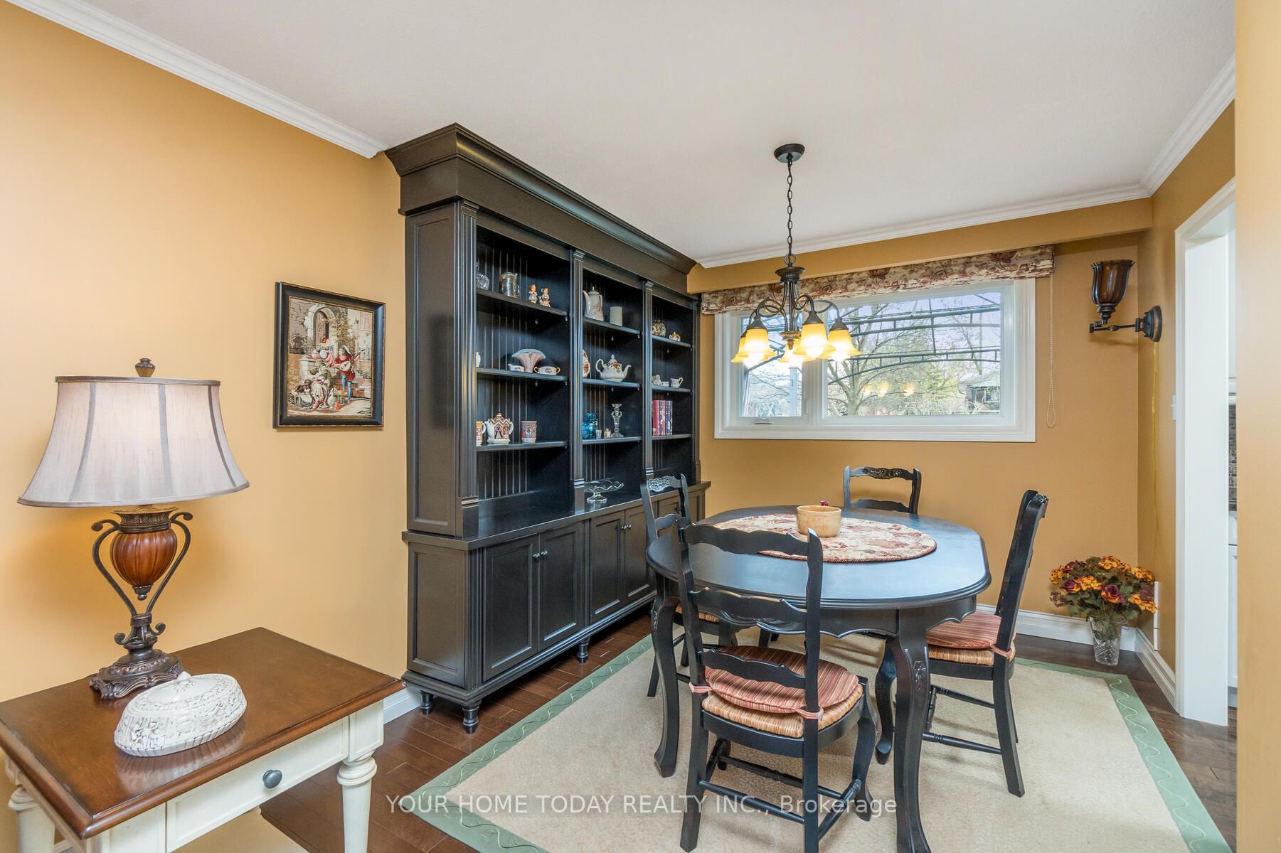 6 Hyland Avenue