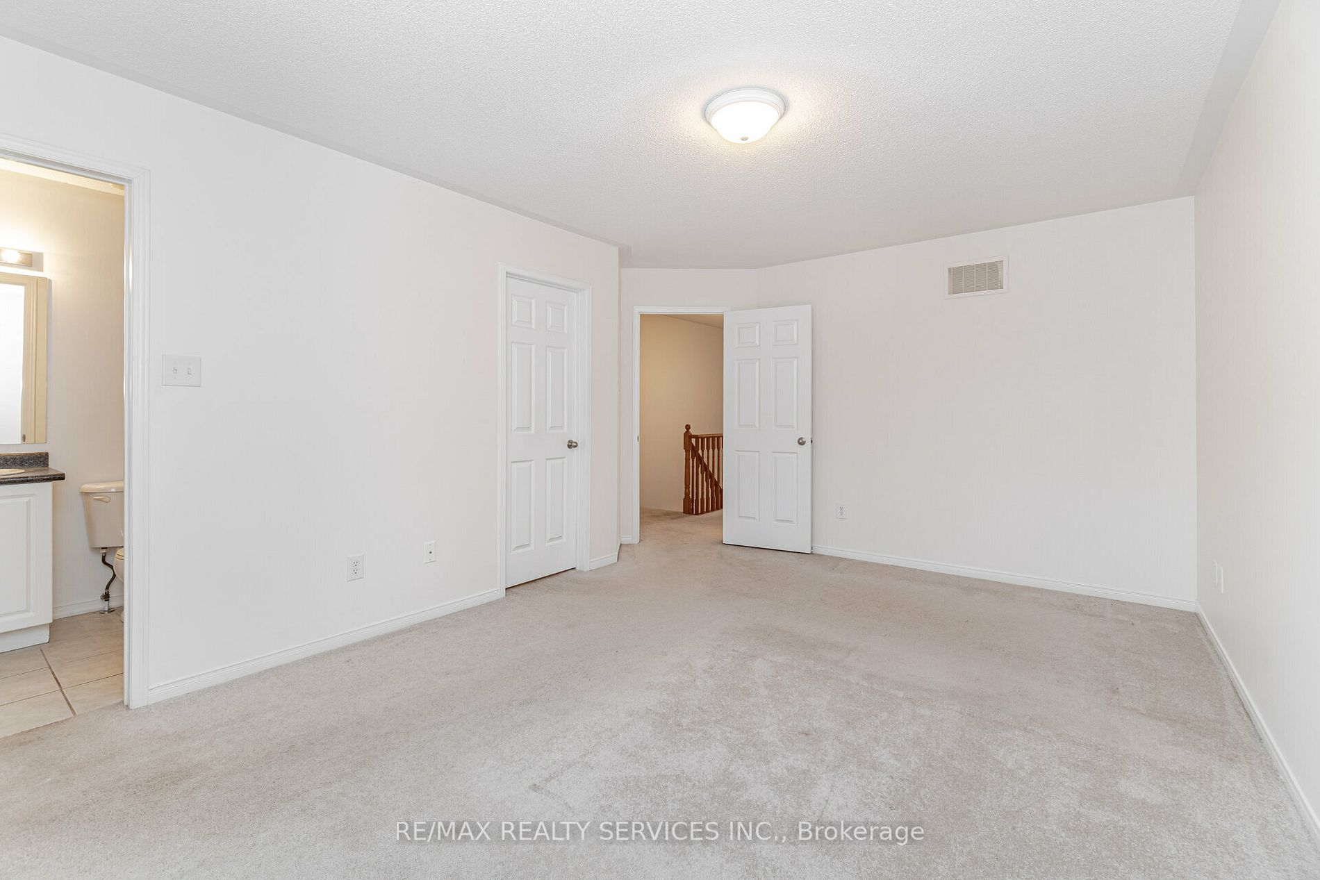 5255 Palmetto Pl, #126