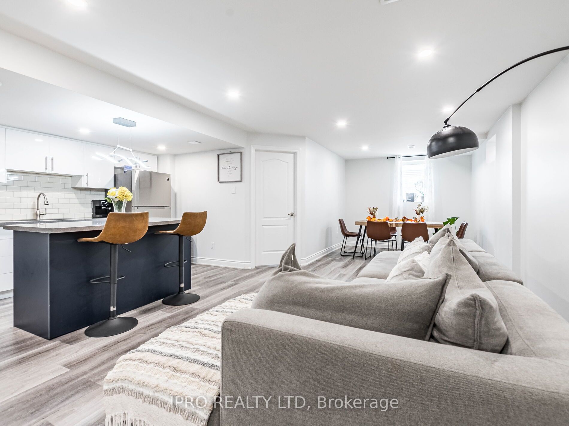 19 Little Britain Cres