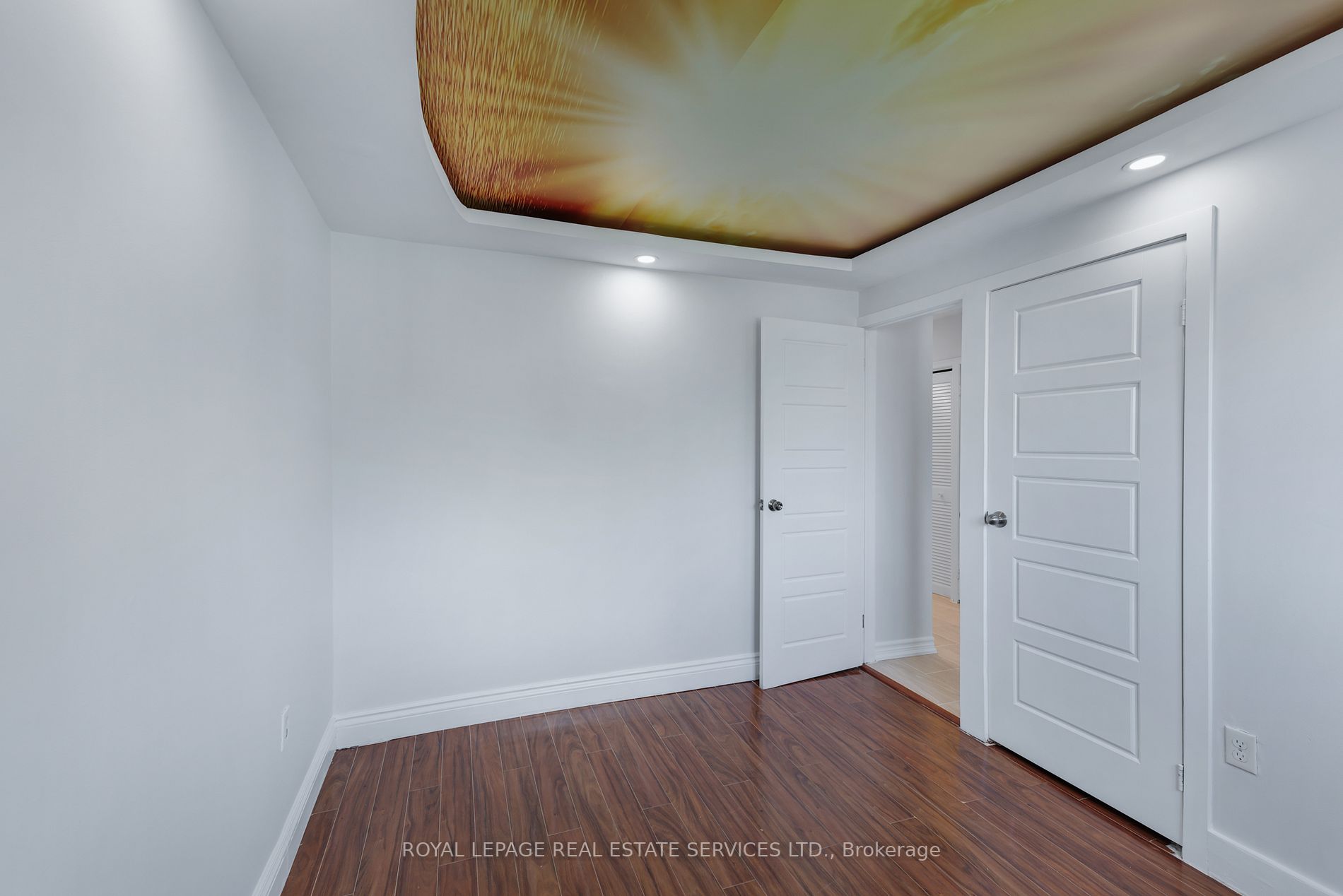 98 Delroy Dr