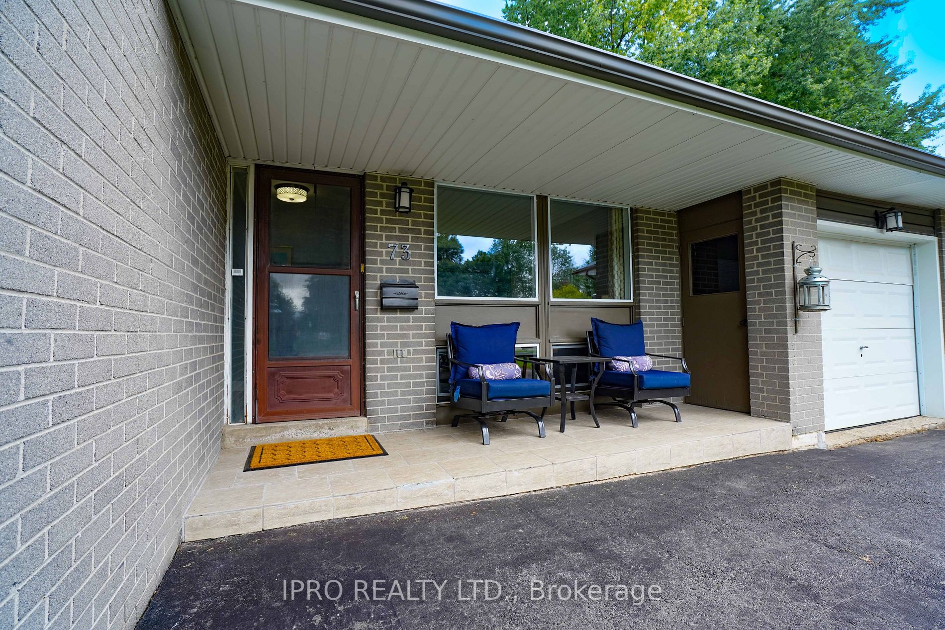 73 Elizabeth Dr