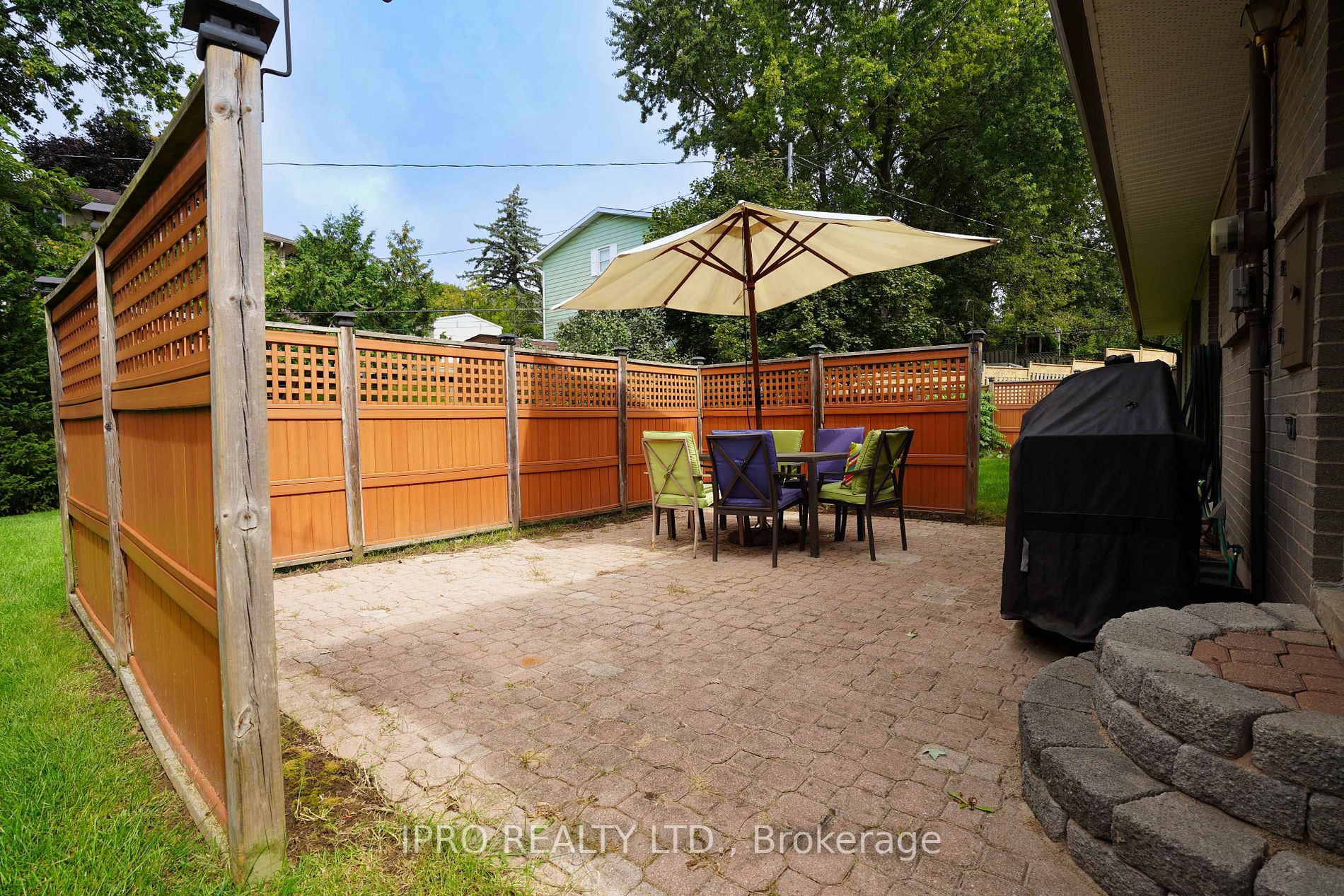 73 Elizabeth Drive