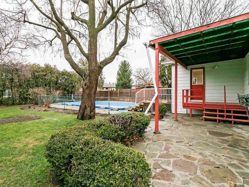 27 Meadowbank Rd