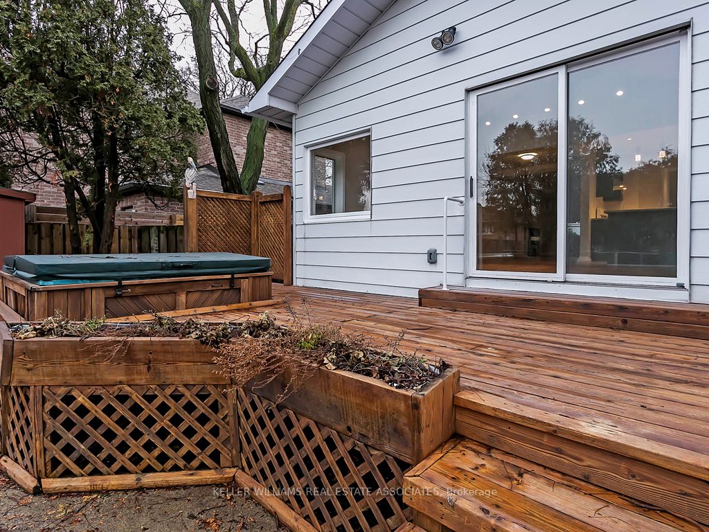 27 Meadowbank Rd