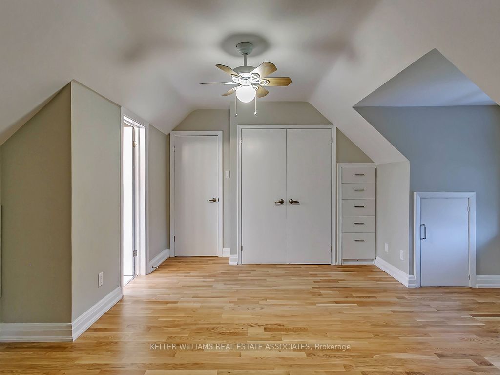 27 Meadowbank Rd