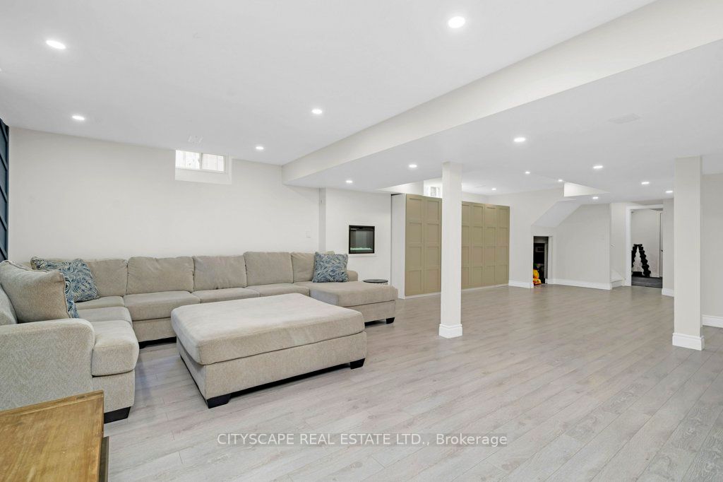 50 Brookwater Crescent