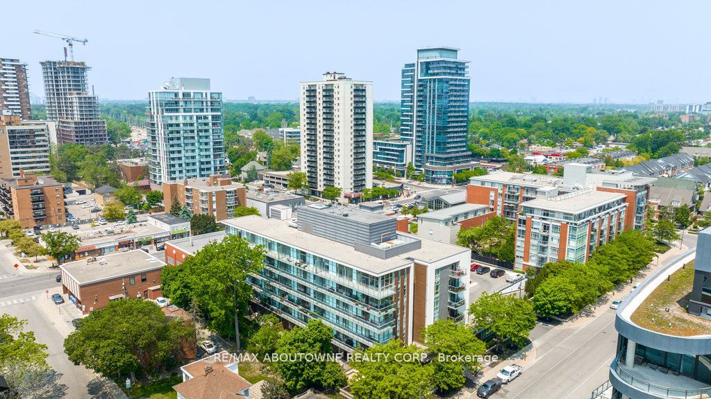 70 Port St E, #301