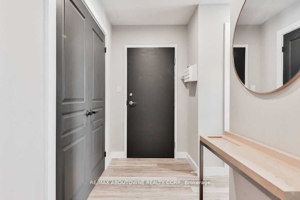 70 Port St E, #301