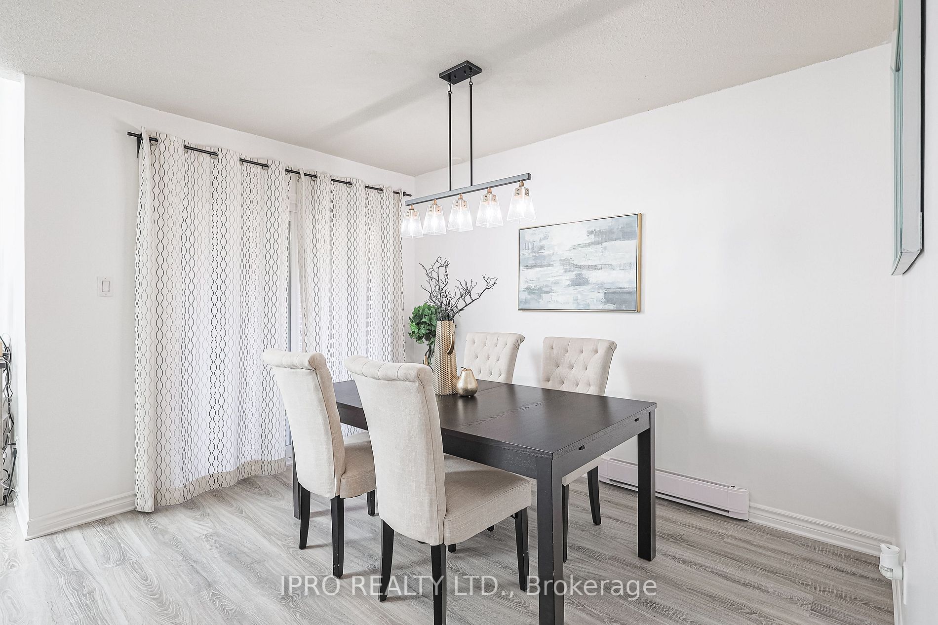 530 Falgarwood Drive, #7