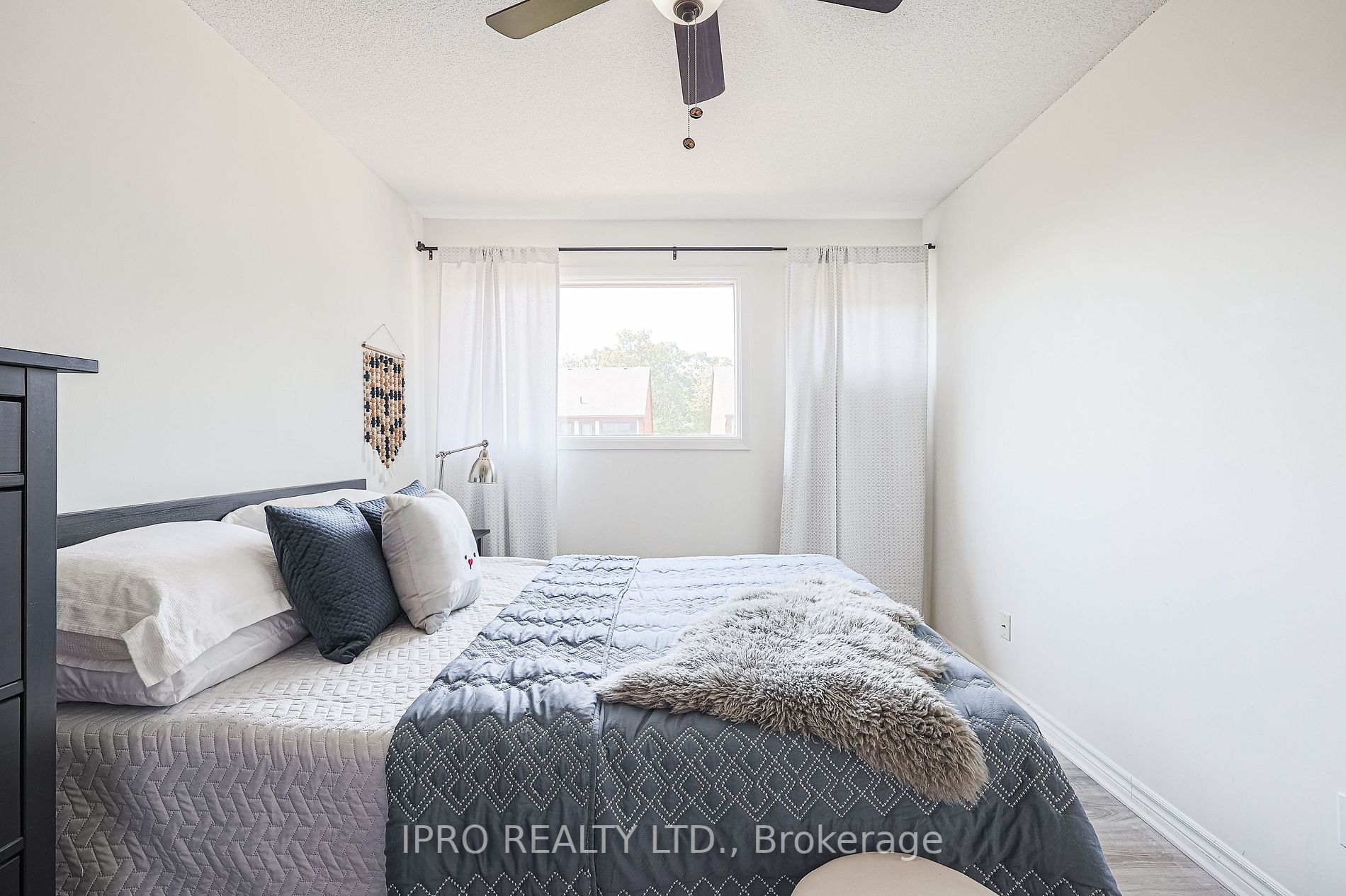 530 Falgarwood Drive, #7
