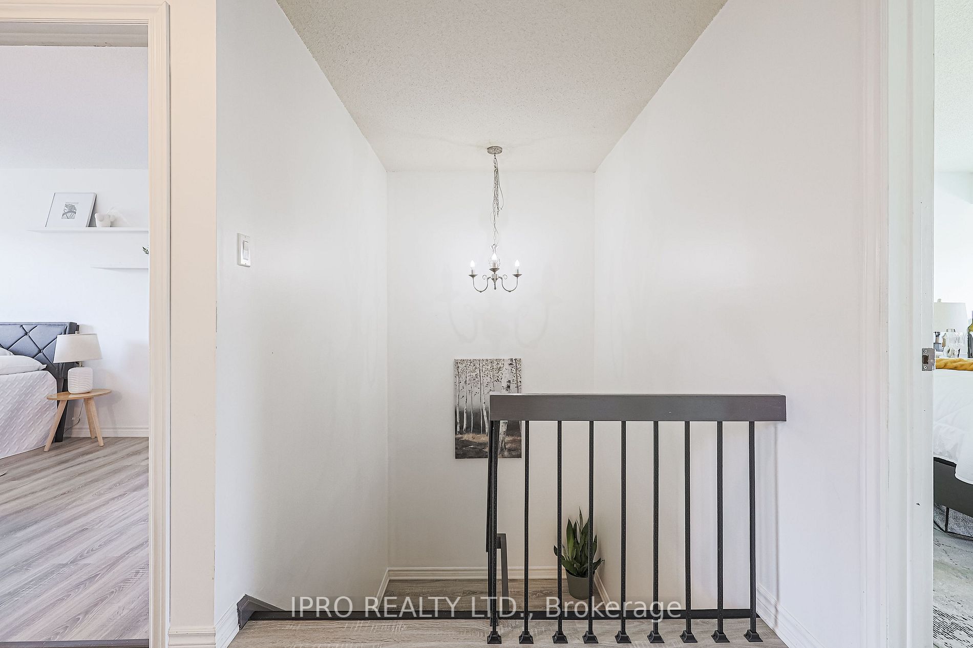 530 Falgarwood Drive, #7